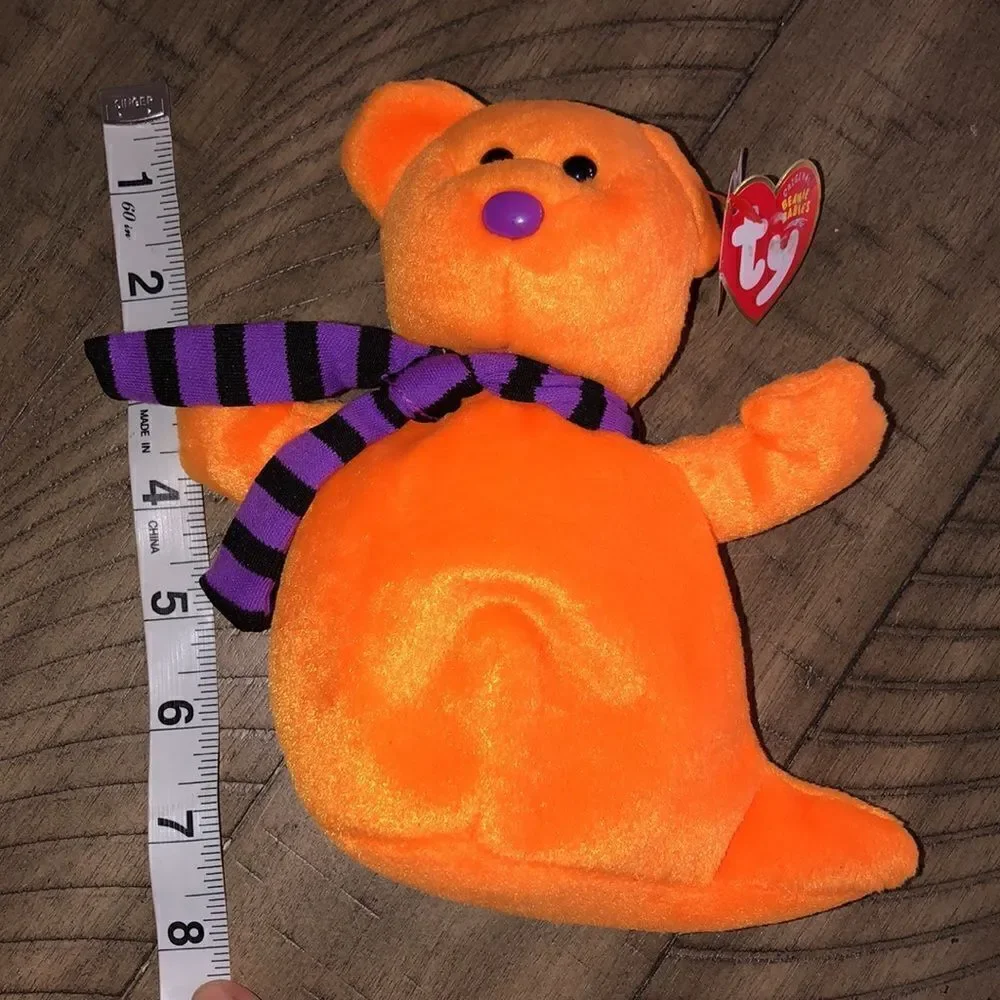 20th Anniversary Shivers 👻 the Ghost Pumpkin 🎃 orange 🍊 👻 Ty Beanies 2003